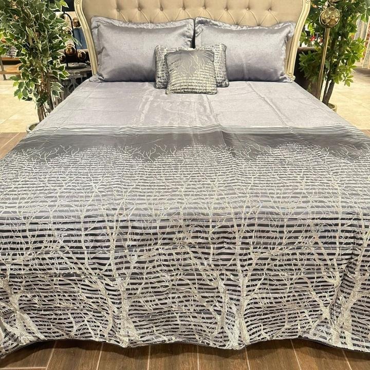 TREE Yatak Örtüsü