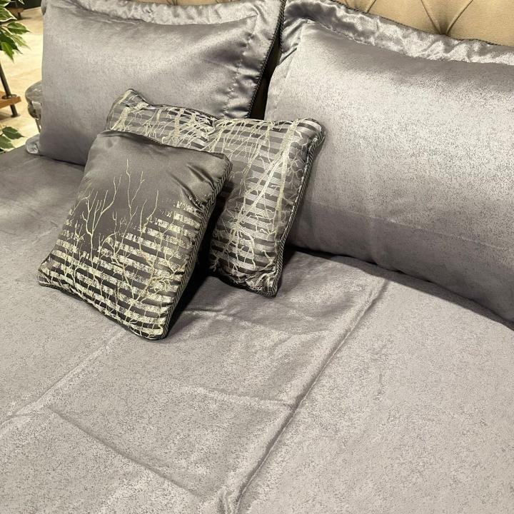 TREE Yatak Örtüsü