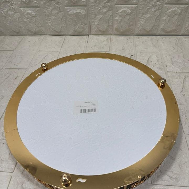 Yuvarlak Büyük Gold Metal Cam Tepsi 35 cm, şık ve dayanıklı mutfak aksesuarı