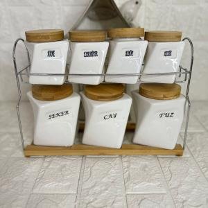 7'li Porselen Baharatlık Stantlı Bambu Vakumlu Kapak