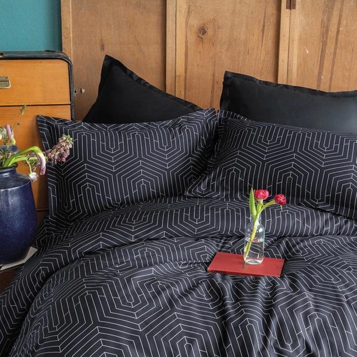 Strada Black 210 TC (83 Tel) Pamuk Saten Nevresim Takımı Tek Kişilik