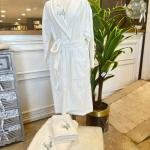 Kadın Bornoz Takımı Kelebek Nakışlı %100 Pamuk