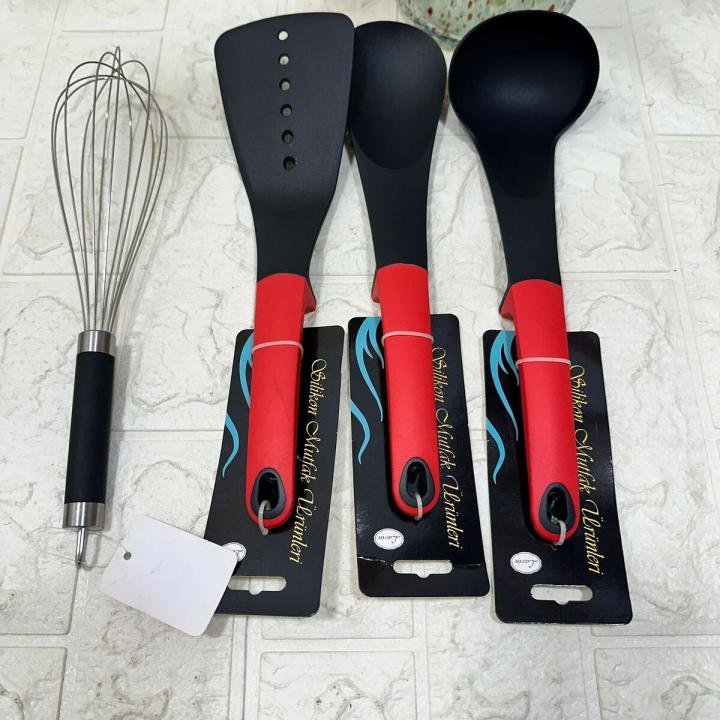 4 PARÇA SİLİKON MUTFAK HAZIRLIK SETİ