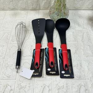 4 PARÇA SİLİKON MUTFAK HAZIRLIK SETİ